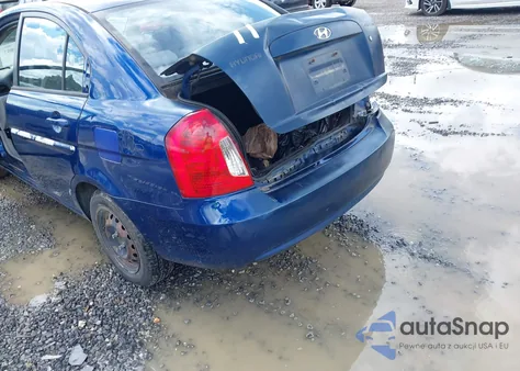 2007 Hyundai Accent Gls from USA, damaged, VIN KMHCN46C87U110610